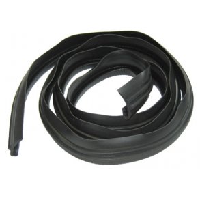 Gummiliste til klerhjelm