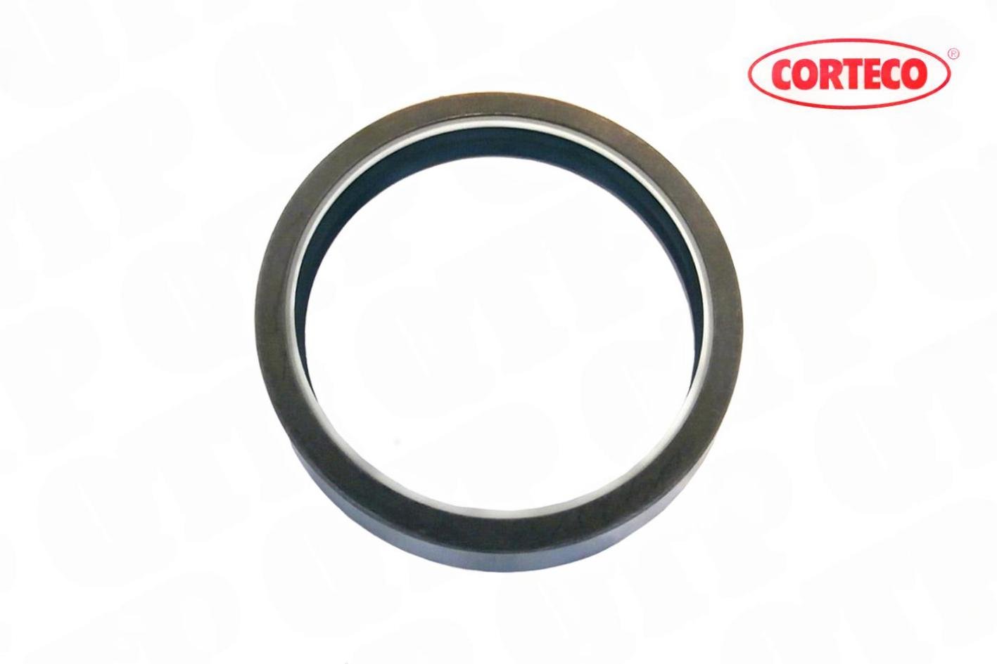 Fr�mre halvlagerpackning Ford 4635 5635 TL65 70